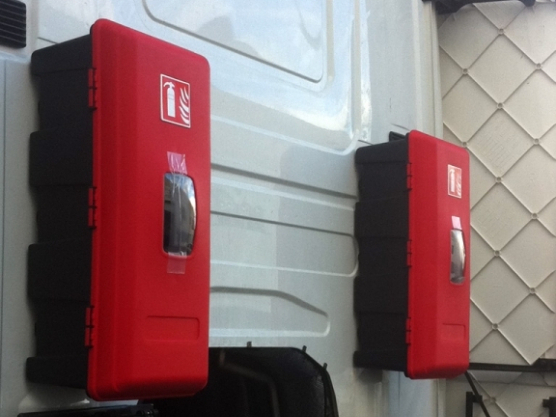 Fire-extinguishers ADR to cabs of trailer trucks